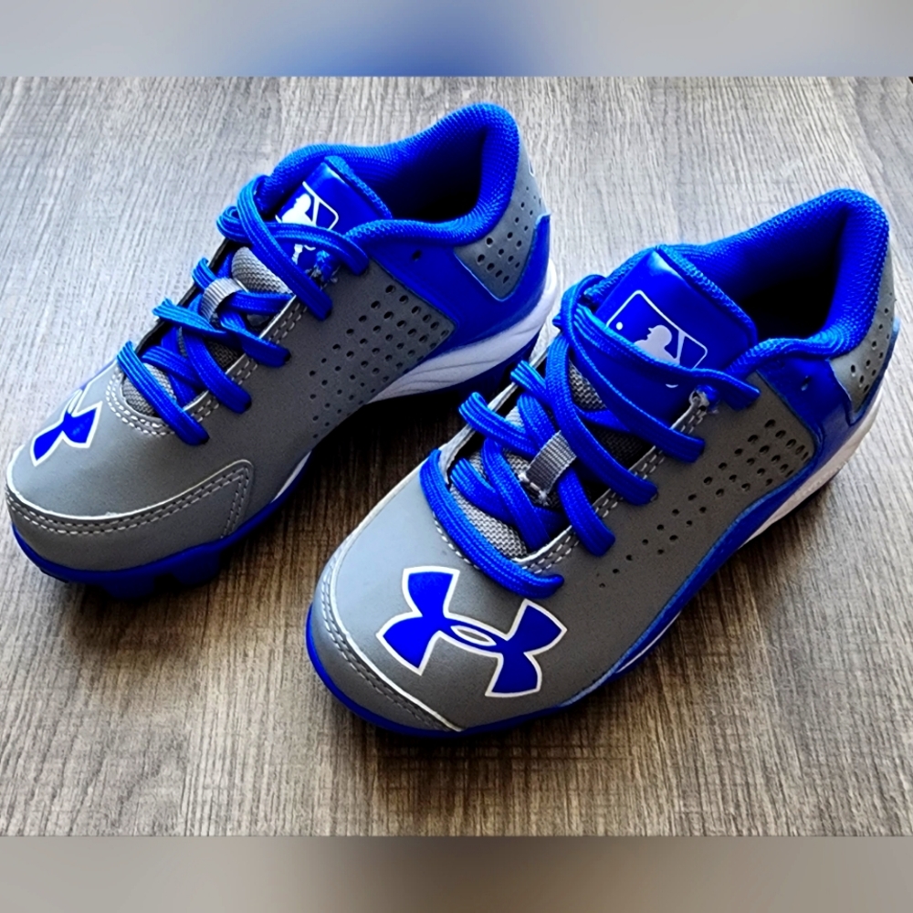 🆕️ Under Armour YOUTH Baseball Cleats